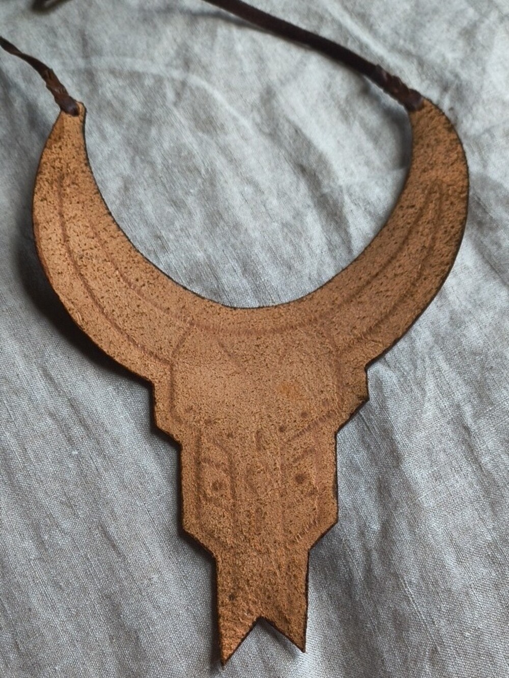 Handmade Allie Falcon Steer Skull Necklace Genuine Leather Limited Edition - Picture 3 of 12